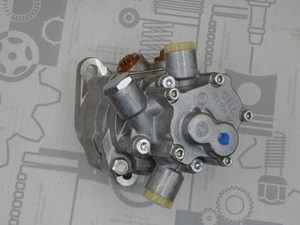 Original Mercedes-Benz Tandempumpe OM541, OM542. Actros 4