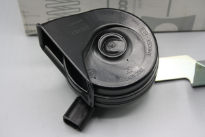 Original Mercedes-Benz Signalhorn links, 420Hz. V-Klasse W447 2