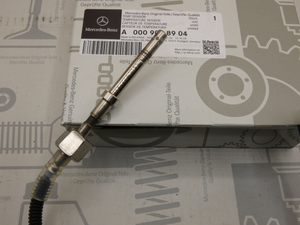 Original Mercedes-Benz Temperatursensor vor Katalysator. W205, W207, W212, W218, W253 2