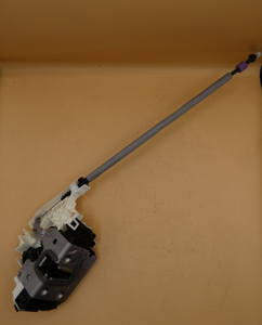 Original Mercedes-Benz Türschloss vorne links. C-Klasse W204, GLK, E-Klasse 207, 212 1