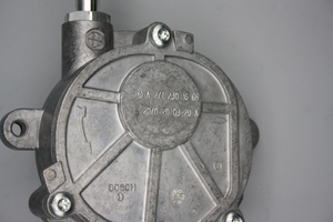Original Mercedes-Benz Unterdruckpumpe OM271 (SLK, E-Klasse, C-Klasse) 5