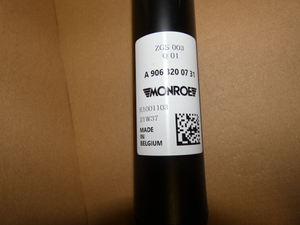 Original Mercedes-Benz Stoßdämpfer hinten. Sprinter W906 3