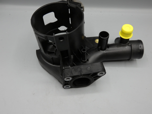 Original Mercedes-Benz Stutzen-Wasserablauf OM651 6