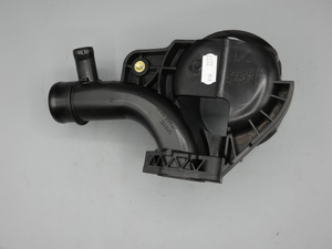 Original Mercedes-Benz Stutzen-Wasserablauf OM651 2