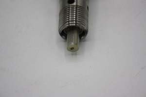 Original Mercedes-Benz Zentralventil Nockenwellenversteller an Nockenwelle OM271 4