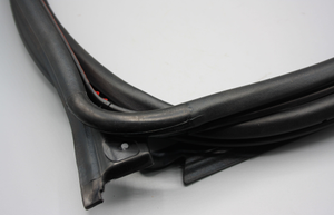 Original Mercedes-Benz Türdichtung vorne rechts. A-Klasse W169, B-Klasse W245 4