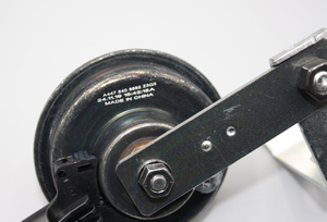 Original Mercedes-Benz Signalhorn links 420 HZ. V-Klasse W447 4