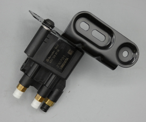 Original Mercedes-Benz Ventileinheit-Kompressor-Luftfeder. E-Klasse W212, CLS W218 3