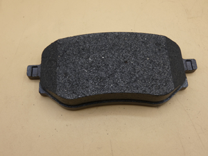 Original Mercedes-Benz Bremsklötze hinten. X-Klasse W470 6