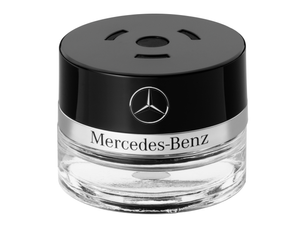 Duftflakon mit schwarzem Deckel und Mercedes-Benz Logo 1