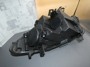 Original Mercedes-Benz Scheinwerfer vorne rechts. Sprinter W907, W910 3