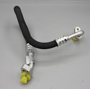 Original Mercedes-Benz Kältemittelleitung / Kompressor-Kondensator. CLA, GLA, A, B 1