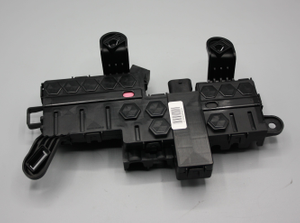 Original Mercedes-Benz Sicherungsdose, Beifahrerfussraum. W216, W221 3