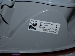 Original Mercedes-Benz Rückleuchte links. A-Klasse W176 6