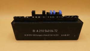 Original Mercedes-Benz Relais Motoransteuerung SLK R170 1