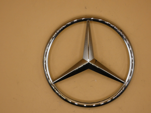 Original Mercedes-Benz Stern vorne (im Grill). C-Klasse 203, CLK 209, CL 215, CLS 219-3 3