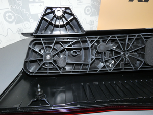 Original Mercedes-Benz Rückleuchte rechts. Sprinter 907, W910-7 6