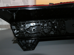 Original Mercedes-Benz Rückleuchte links. Sprinter 907, W910-7 6