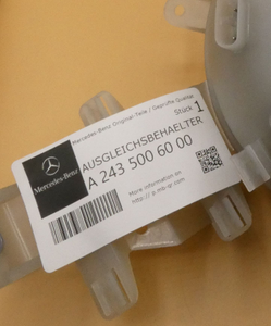 Original Mercedes-Benz Ausgleichsbehälter EQA W243-5 5