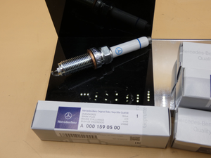 Original Mercedes-Benz Zündkerze-Set (4 Stück) CLA 118, GLE 167, A-Klasse 177-2 2