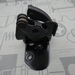 Original Mercedes-Benz Sicherungshaken Motorhaube. C-Klasse W203-4 3