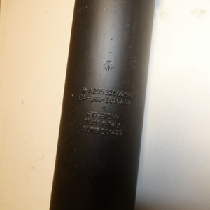 Original Mercedes-Benz Stossdämpfer hinten rechts. AMG C43, 4Matic W205-6 5