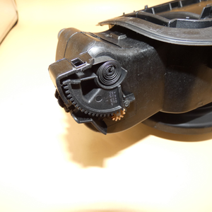 Original Mercedes-Benz Tankeinfüllmulde. S-Klasse W222-3 3