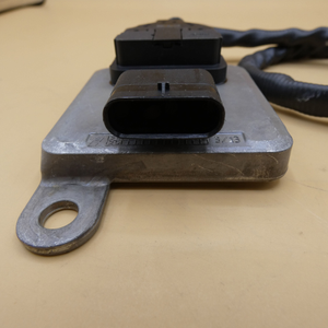 Original Mercedes-Benz NOX-Sensor. V-Klasse W447, Sprinter W906, GLC W253, SLK R172-4 4