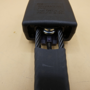 Original Mercedes-Benz Gurtschloss Fahrersitz. CLA W117,W118, GLA W156, A-Klasse W176,W177-5 5