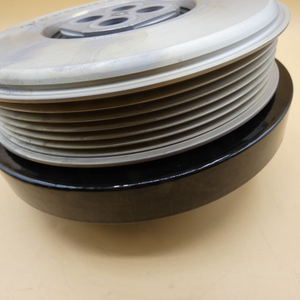 Original Mercedes-Benz Riemenscheibe unten. OM 651-3 2