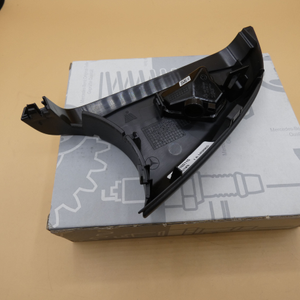 Original Mercedes-Benz Spiegelblende unten links. C-Klasse W204, GLK X204-2 2