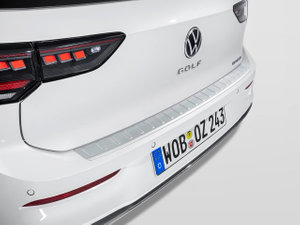 Volkswagen Ladekantenschutz – Edelstahloptik für Golf 8 (5H) Limousine-1 1