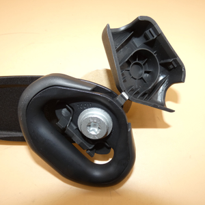 Original Mercedes-Benz Gurtführung links/rechts. A-Klasse W169, C-Klasse W203-4 3