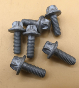 Original Mercedes-Benz SET-Ölrücklaufleitung an Turbolader OM651-3 3