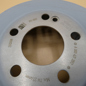 Bremsscheiben-Satz vorne (2 Stück). C-Klasse W205.*A0004212612*-5 5