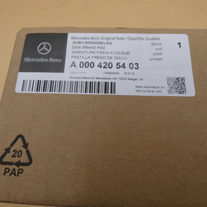 Bremsklötze vorne.CLA 118, A- W177,EQA W243, GLB W247. *A0004205403*-6 6