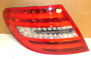 Rückleuchte links. C-Klasse W204. *A2049060203*-2 2