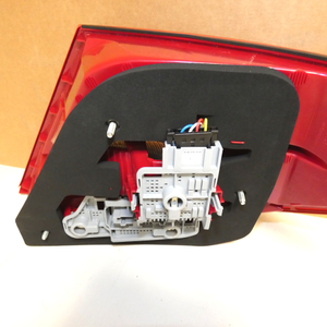 Rückleuchte links. C-Klasse W204. *A2049060203*-4 4