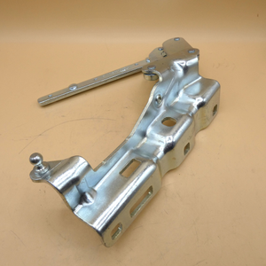 Scharnier rechts, Motorhaube. C-Klasse W203, CLK W209. *A2038800428*-3 3