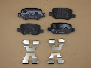 Original Mercedes-Benz Bremsklötze hinten. A-Klasse W169, B-Klasse W245-10 4