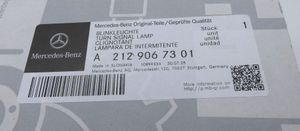 Blinker / Spiegelgehäuse rechts. CLA 117, GLA 156, A-Klasse 176. *A2129067301*-5 5