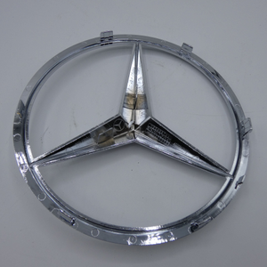 Stern im Kühlergrill. CLA, A-Klasse, B-Klasse, Citan *A0008171001*-7 3