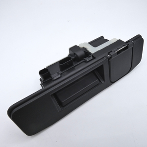 Entriegelungsgriff Heckklappe. C-Klasse C206, E-Klasse C214, GLC. *A0997502400*-3 3