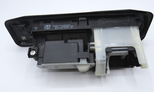 Entriegelungsgriff Heckklappe. C-Klasse C206, E-Klasse C214, GLC. *A0997502400*-4 4