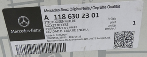 Steckdosenmulde CLA W118 *A1186302301* Original Mercedes-Benz-8 8