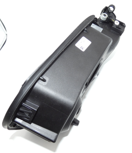 Tankeinfüllmulde links. CLA W118. *A1186302501* Original Mercedes-Benz-4 4