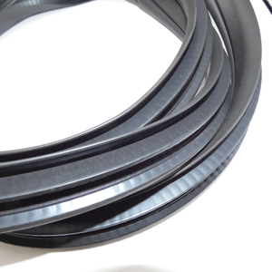 Original Mercedes-Benz Türkantenschutz vorne links/rechts. GLA W156-4 3