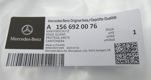 Original Mercedes-Benz Türkantenschutz vorne links/rechts. GLA W156-5 4