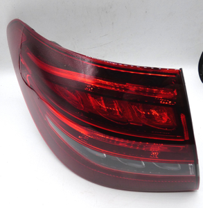 Rückleuchte links, LED, C-Klasse W205. *A2059062805*-2 2