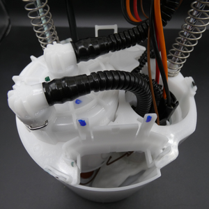 Kraftstoffpumpe/Fördereinheit C-Klasse 206, E-Klasse 214, CLE 236 *A2064700202*-6 6